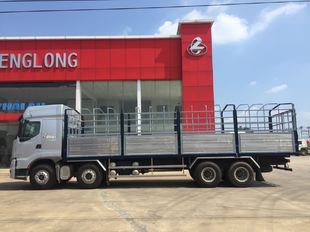 Xe tải thùng 4 chân chenglong 2019