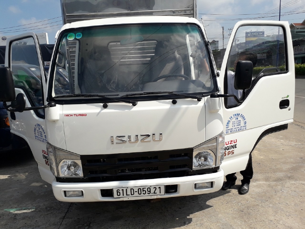Xe tải 1.9 tấn, Nhãn hiệu Isuzul thùng dài 6m2, Giá tốt cấp đại lý 2019