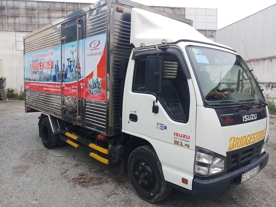 cần bán xe tải isuzu qkr đời 2016 tải 1,9 tấn thùng dài 4m4 inox giá cạnh tranh