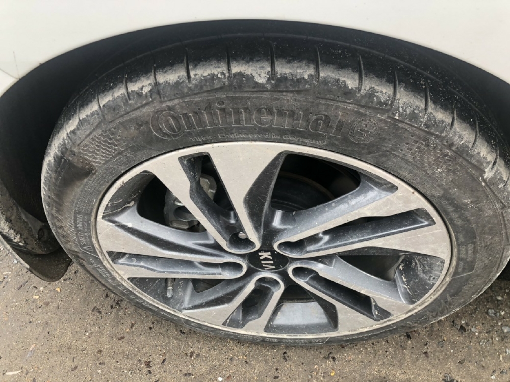 Kia Rondo 2017 GATH đky 2018 đúng 8.000km