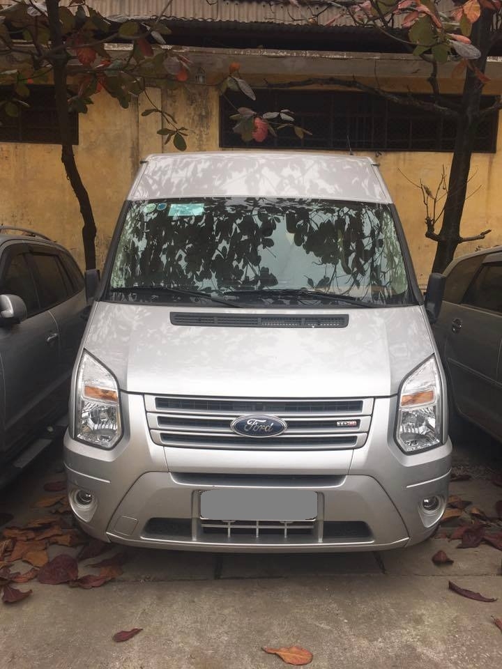 Bán Ford Transit Số sàn 2014 máy dầu màu Xám bạc xe chạy kỹ