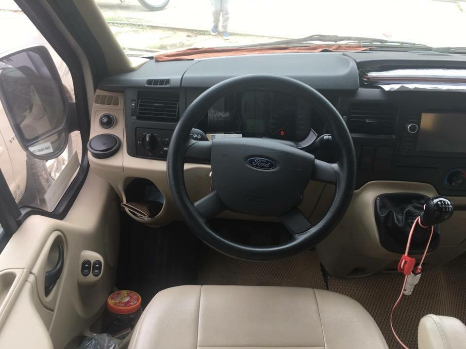 Bán Ford Transit Số sàn 2014 máy dầu màu Xám bạc xe chạy kỹ