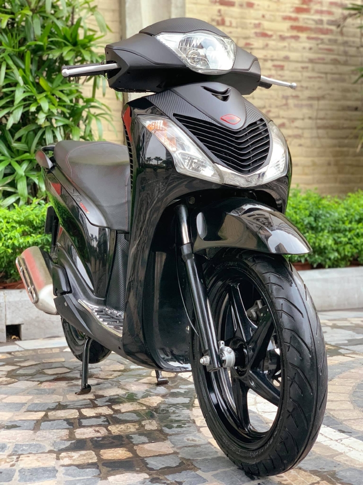 Cần Bán SH Nhập 125 đời 2012 màu Đen cực chất