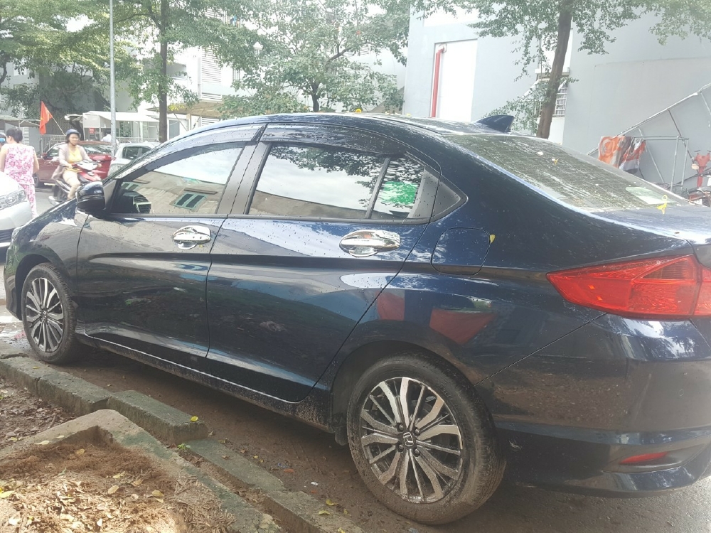 Honda City 1.5AT 2018 CVT xe gia đình màu xanh đá