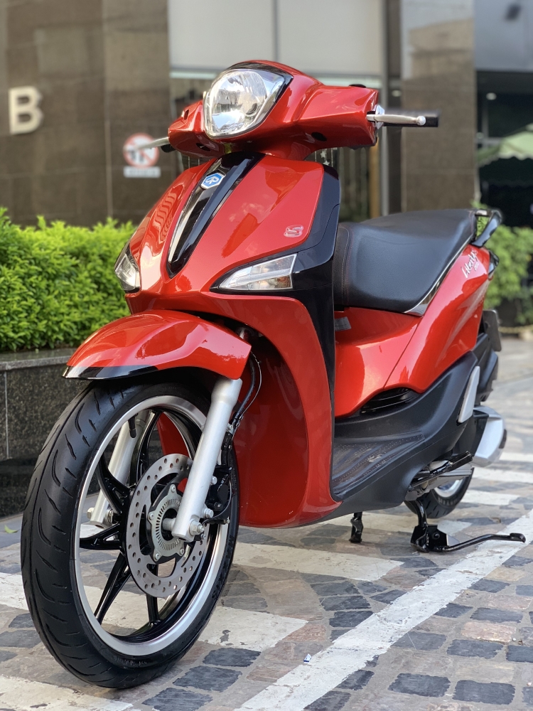 Cần Bán Liberty S ABS iGet 2017 màu Đỏ quá mới