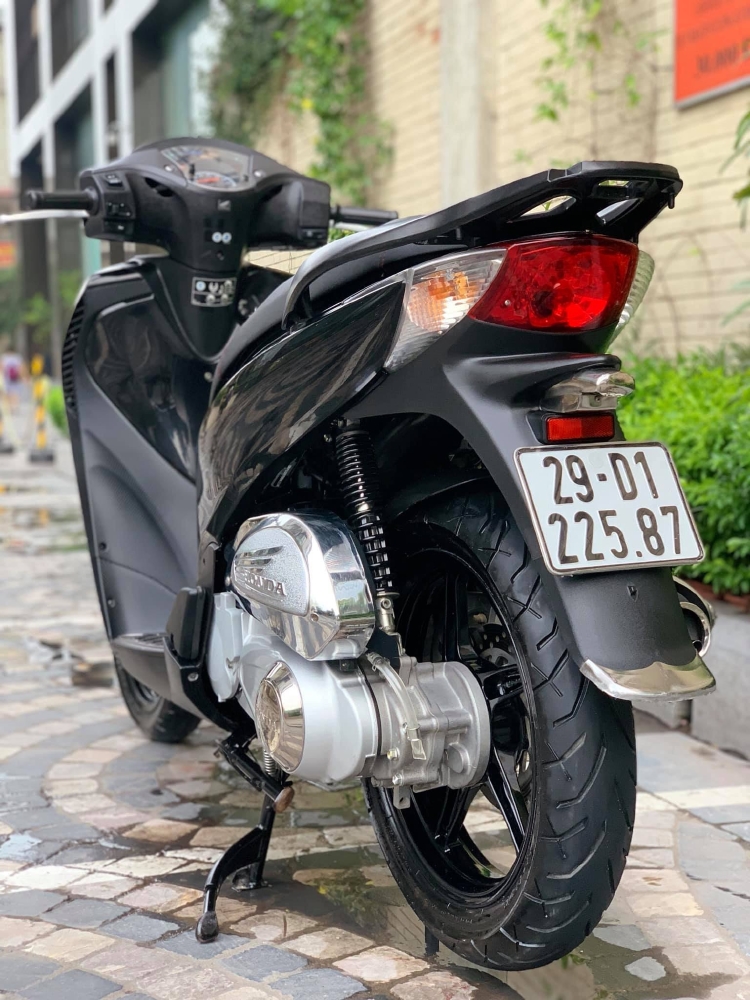 Cần Bán SH Nhập 125 đời 2012 màu Đen cực chất