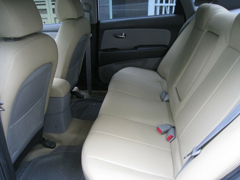 Bán Hyundai Avante 2012 số sàn màu trắng thể thao