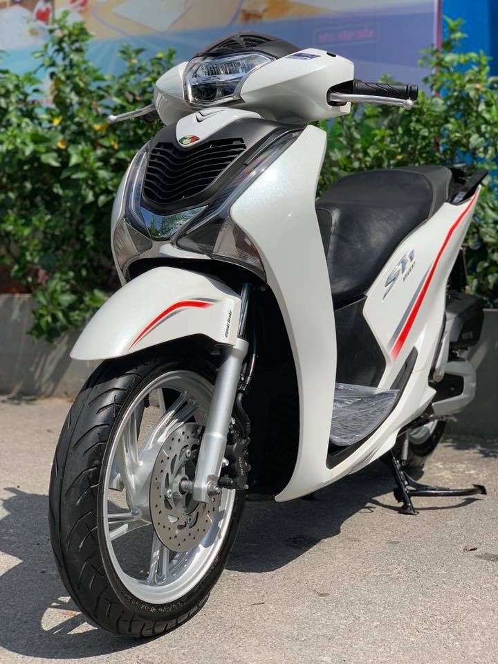 Cần Bán SH Việt 125 CBS 2019 màu trắng  như mới