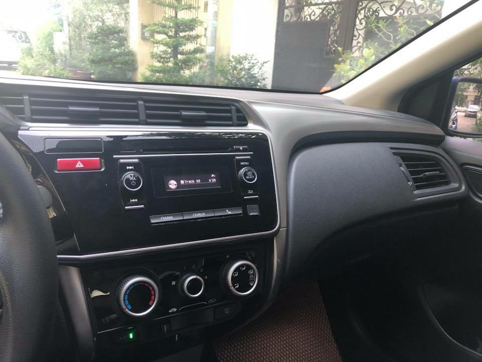 Bán Honda  City 2018 màu xanh số sàn xe đẹp long lanh.