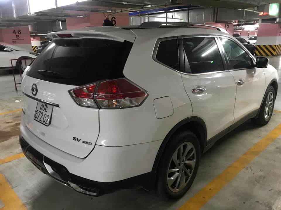 Nissan X-Trail 2016 bản cao cấp trắng, 25000km