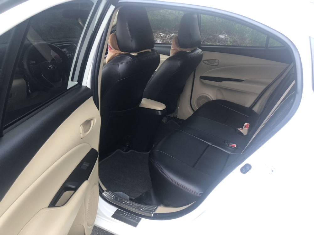Toyota Vios 1.5MT E SX 2018 Form 2019 màu trắng