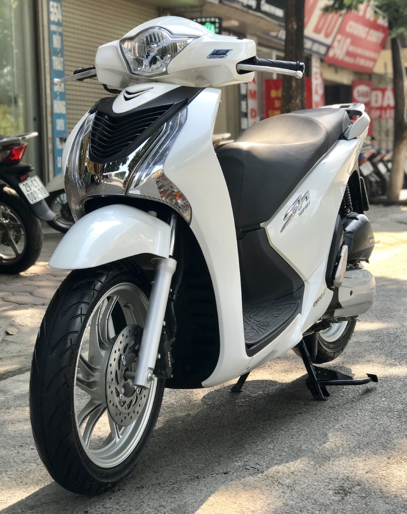 Cần Bán SH Việt 125 đời 2016 khoá Smartkey màu Trắng