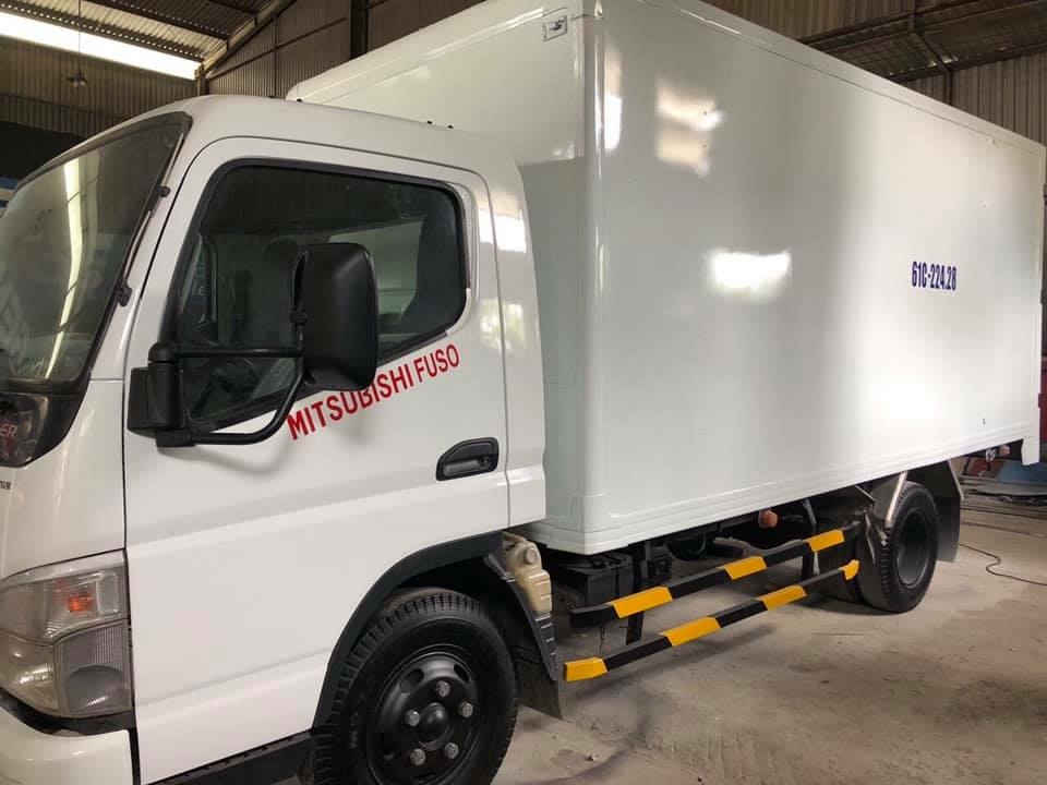Bán xe tải mitshubishi fuso 3t5 thùng kín 2016 giá tốt