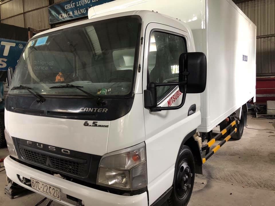 Bán xe tải mitshubishi fuso 3t5 thùng kín 2016 giá tốt