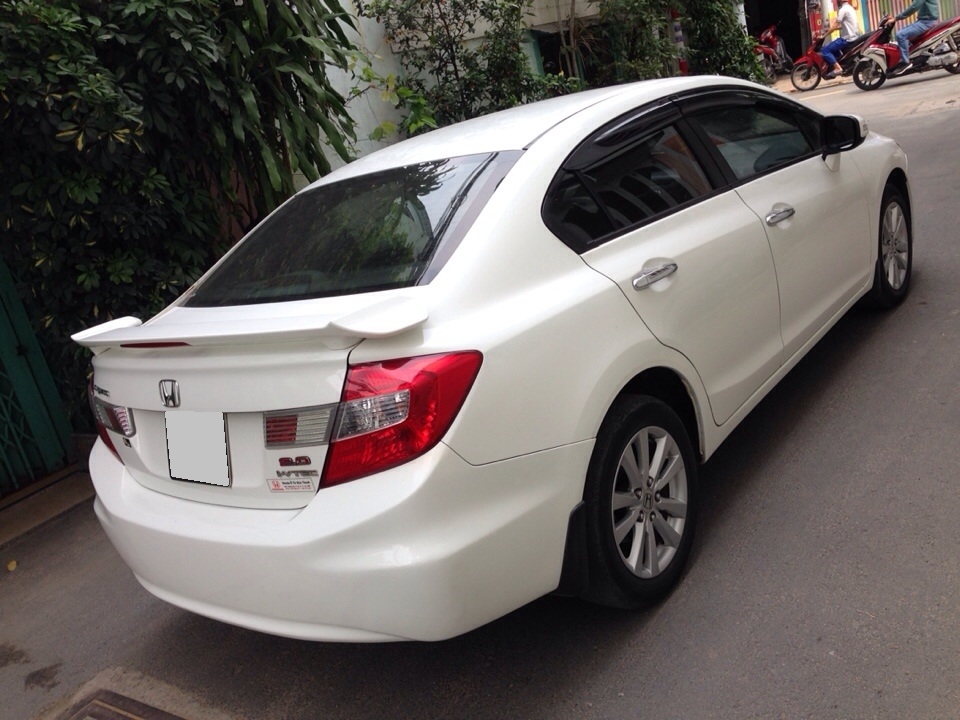 Bán Honda Civic 2.0 tự động 2012 màu Trắng cực kỳ trẻ trung
