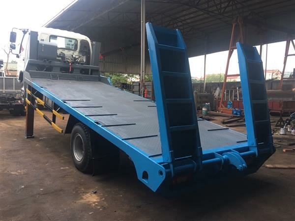 XE NÂNG ĐẦU TRỞ MÁY CÔNG TRÌNH