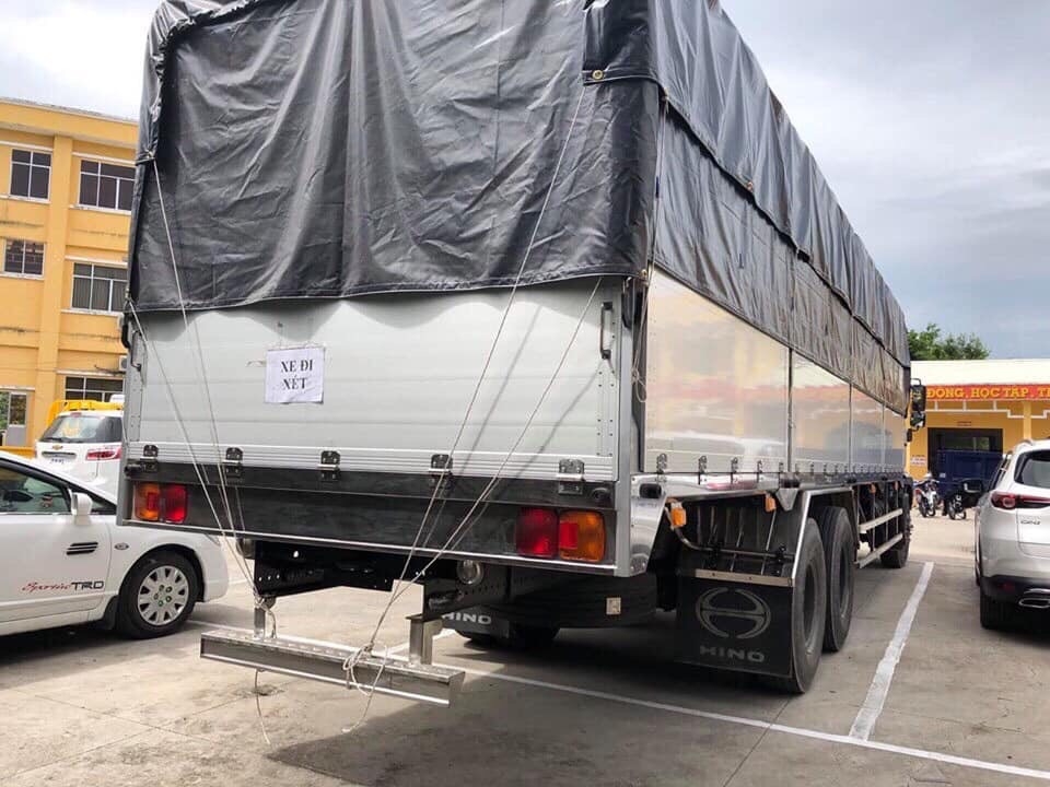 XE TẢI HINO 15 TẤN