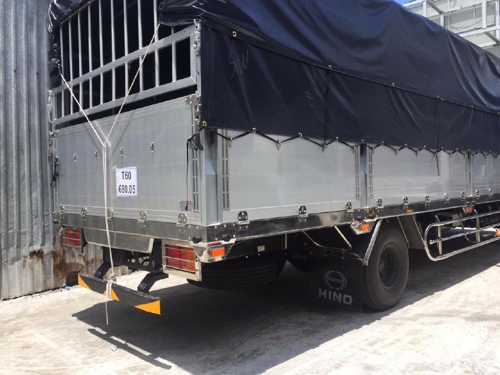 XE TẢI HINO 6,4 TẤN