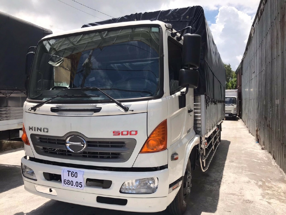 XE TẢI HINO 6,4 TẤN