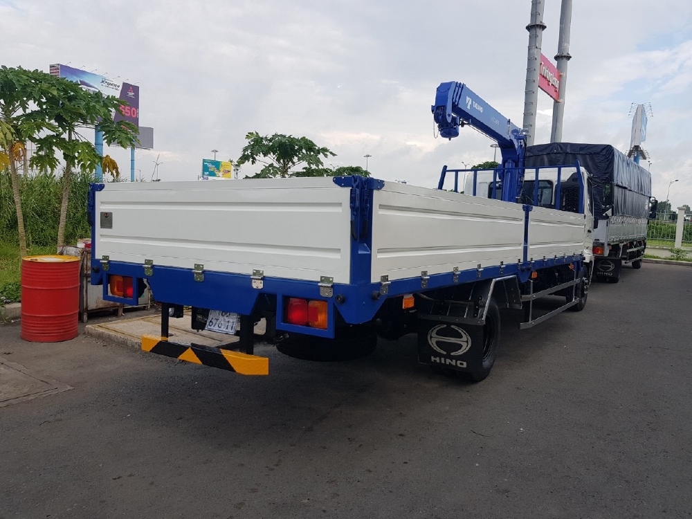 Xe Tải Cẩu HINO gắn cẩu TADANO Nhập Nhật 3 Tấn 4 Khúc Kèm Khuyến Mãi