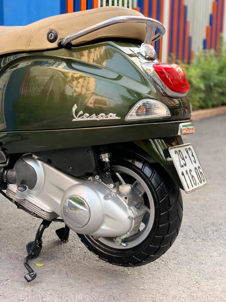 Cần Bán LX ie 2012 màu Xanh rêu thời trang cực đẹp.
