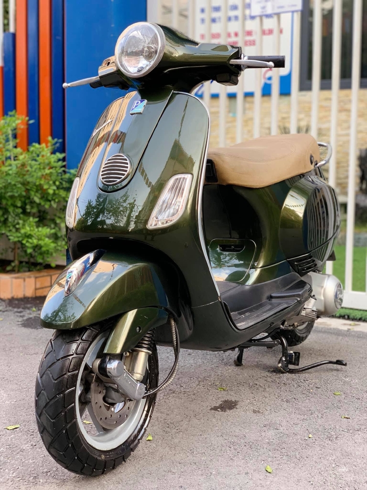 Cần Bán LX ie 2012 màu Xanh rêu thời trang cực đẹp.