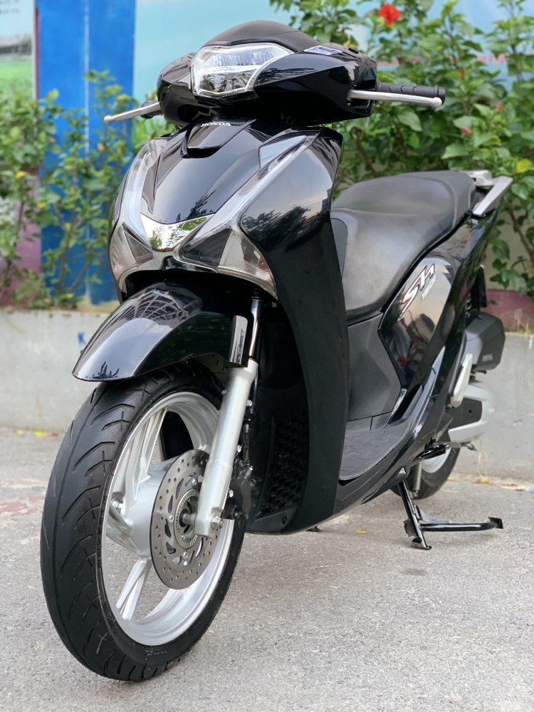 Cần Bán SH Việt 150 ABS cuối 2017 màu đen chất- Đẹp