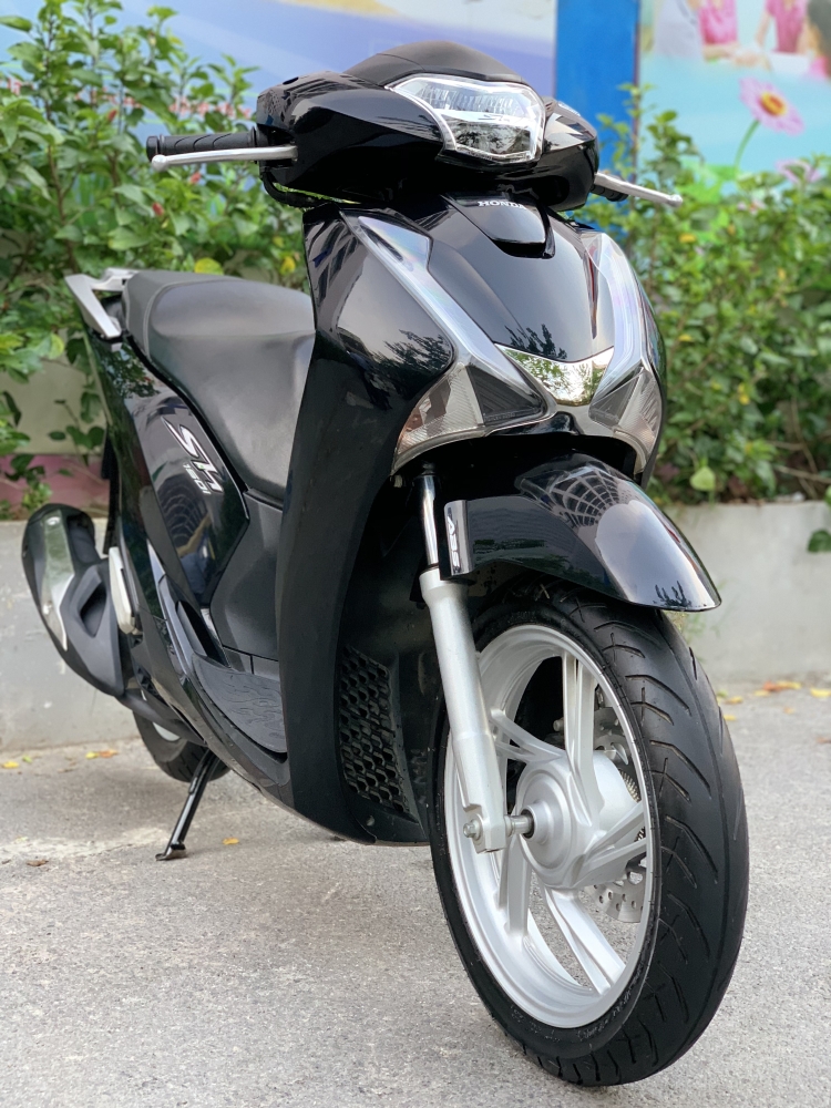 Cần Bán SH Việt 150 ABS cuối 2017 màu đen chất- Đẹp