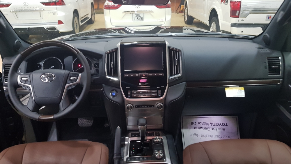 Bán Toyota Land Cruiser 5.7L 2019 bản xuất Mỹ