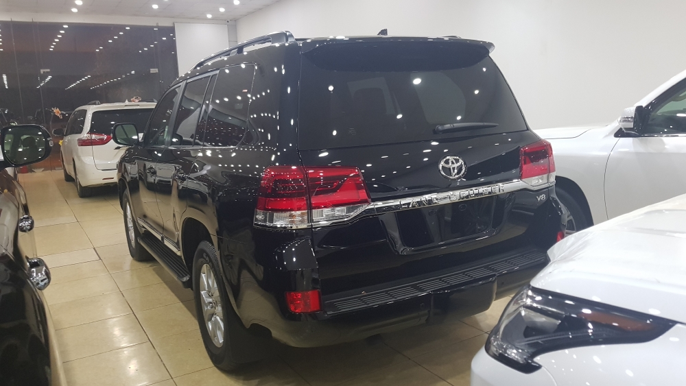 Bán Toyota Land Cruiser 5.7L 2019 bản xuất Mỹ