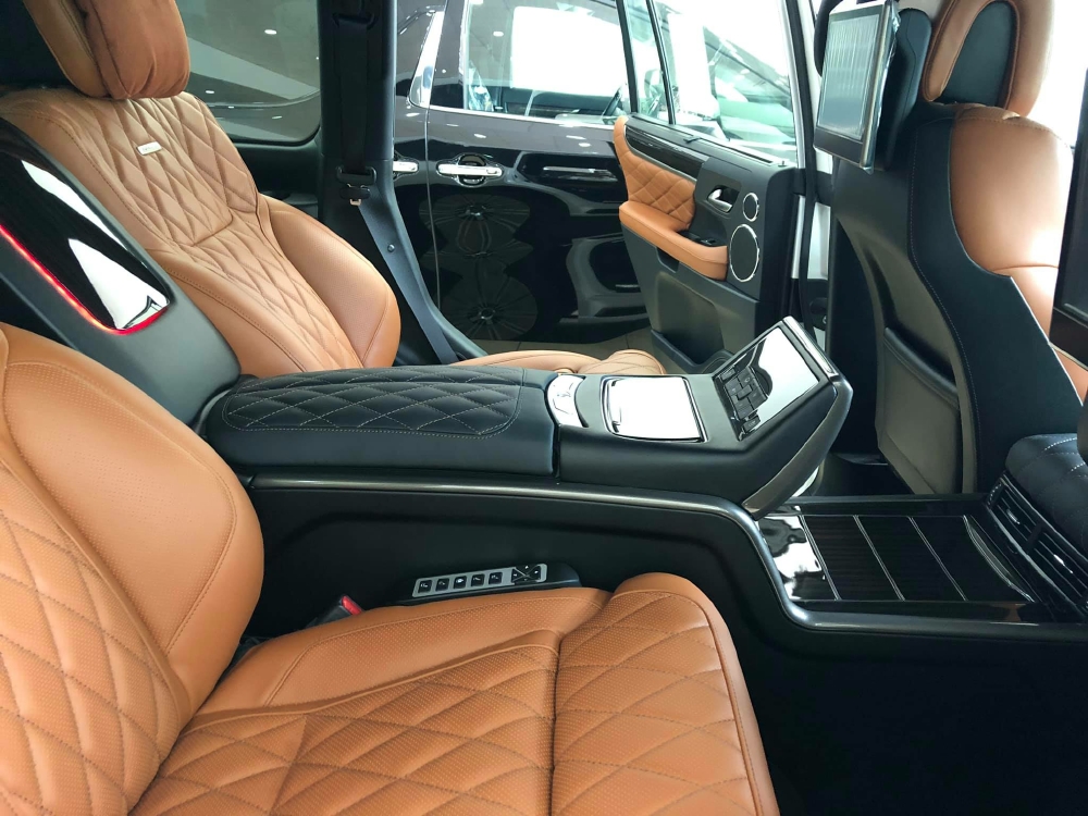 Bán Lexus LX570 Super Sport Autobiography MBS Edition sản xuất 2019, bản 04 chỗ.