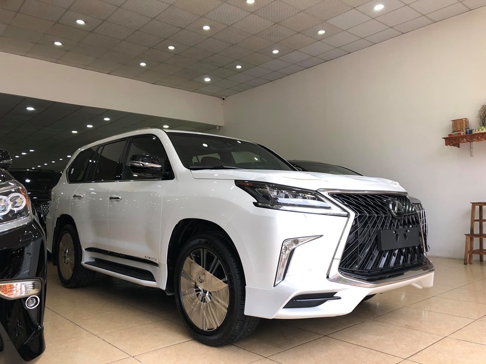 Bán Lexus LX570 Super Sport Autobiography MBS Edition sản xuất 2019, bản 04 chỗ.