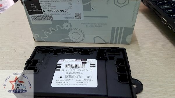 A 221 900 66 04 - Hộp điều khiển W211