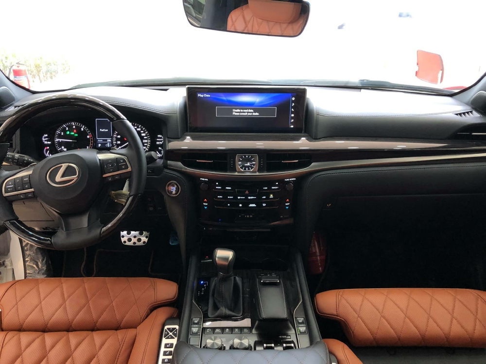 Bán Lexus LX570 Super Sport Autobiography MBS Edition sản xuất 2019, bản 04 chỗ.