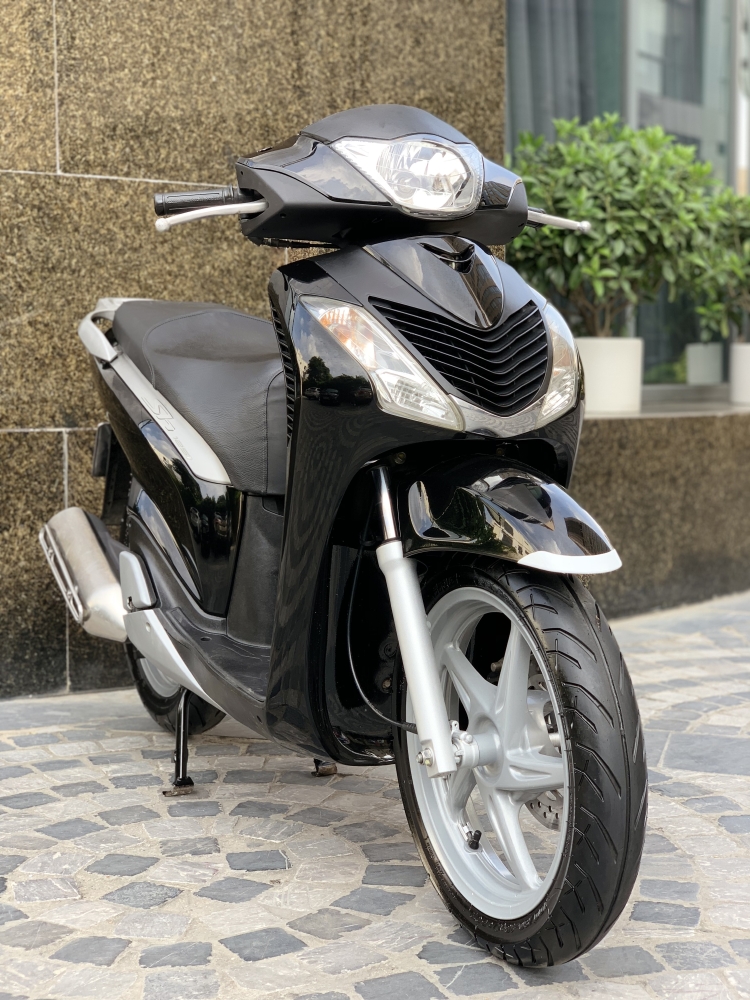Cần Bán SH Nhập 125 cuối 2012 màu Đen cực Chất- Biển Vip
