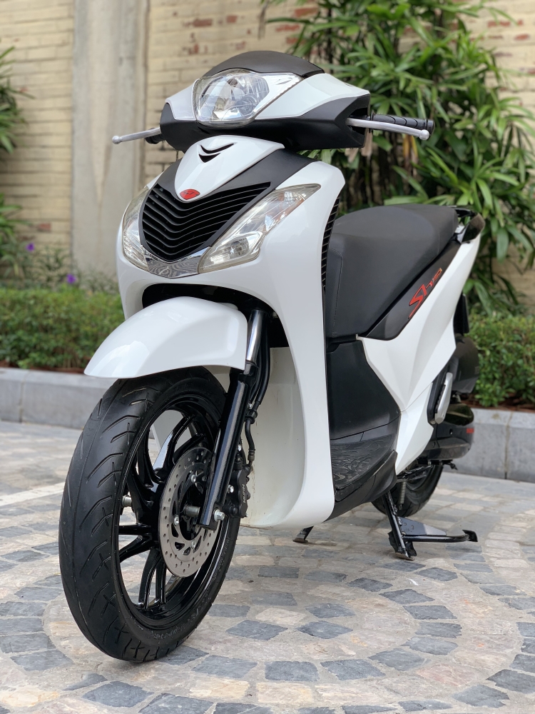 Cần bán SH Việt 125 Full nhập cuối 2014 màu trắng- Biển đẹp