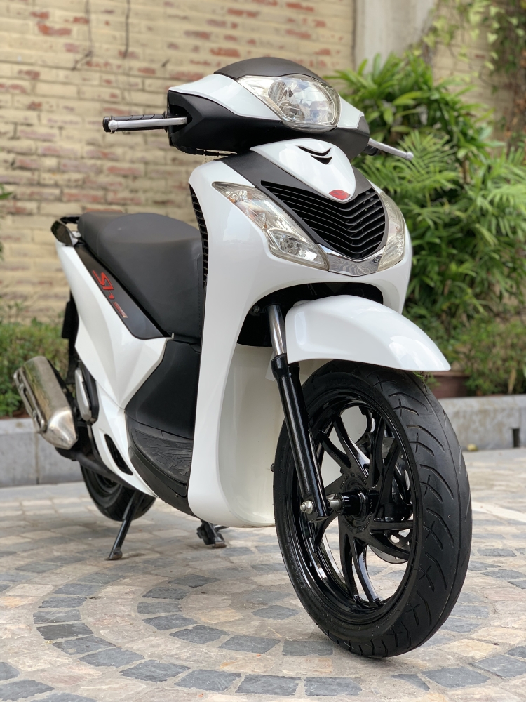 Cần bán SH Việt 125 Full nhập cuối 2014 màu trắng- Biển đẹp