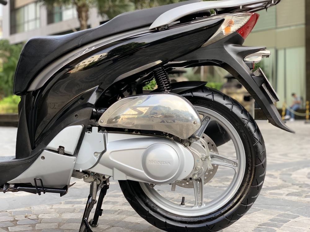 Cần Bán SH Nhập 125 cuối 2012 màu Đen cực Chất- Biển Vip
