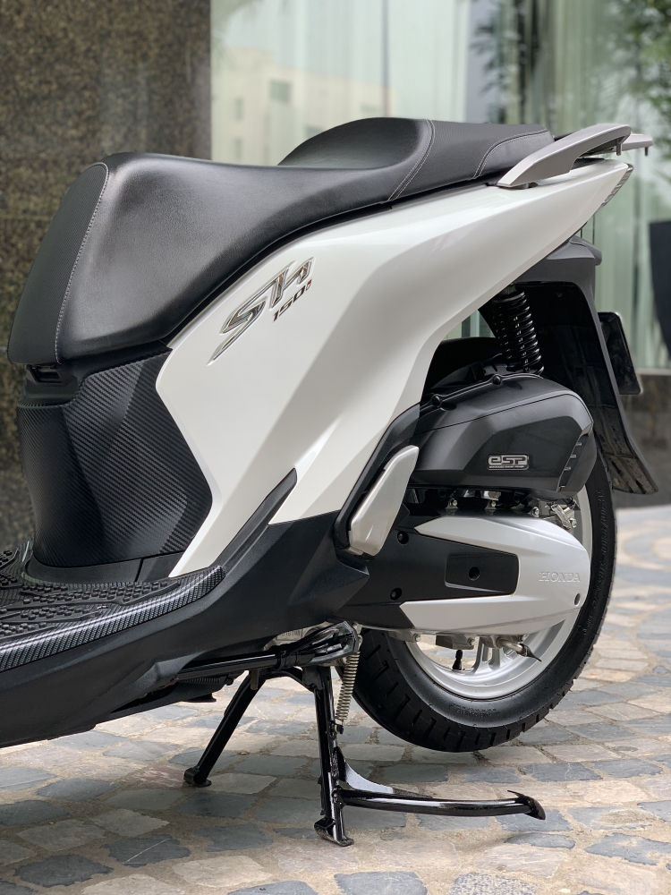 Cần bán SH Việt 150 ABS cuối 2017 màu trắng- Biển Vip