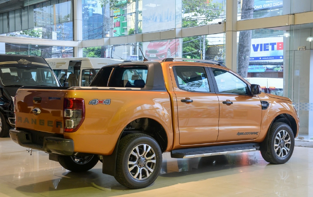 	Ford Ranger Wildtrak Bi-Turbo Nhập Thái KM 70 Triệu