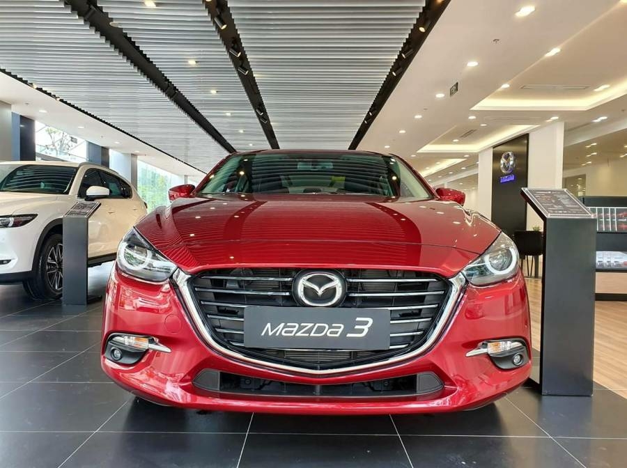 MAZDA 3 ƯU ĐÃI LỚN HÔM NAY,TRẢ TRƯỚC 220 TRIỆU VÀ NHẬN XE NAGY,LH: 0909514137