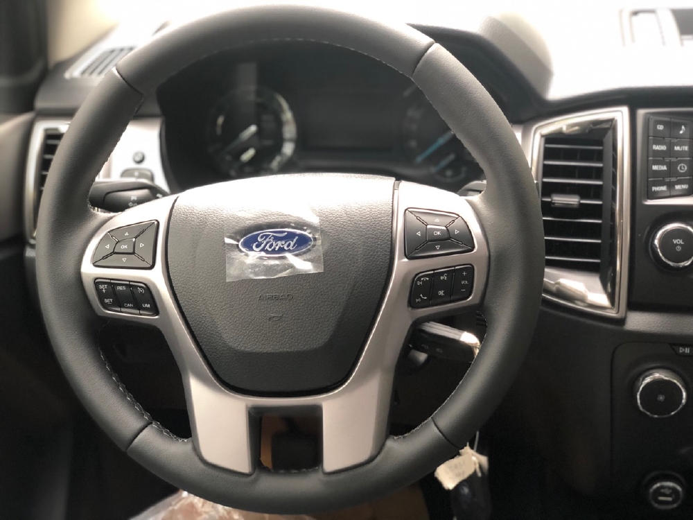 	Ford Ranger XLT 2019 – Ưu Đãi Tốt Trong Tháng 10