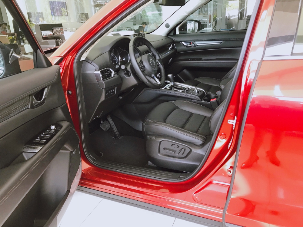 MAZDA CX5 ƯU ĐÃI LỚN, TẶNG NGAY 80 TRIỆU TIỀN MẶT+ TẶNG BHVC+TẶNG PHỤ KIỆN CHÍNH HÀNG,HỖ TRỢ 85%,LH:0909514137