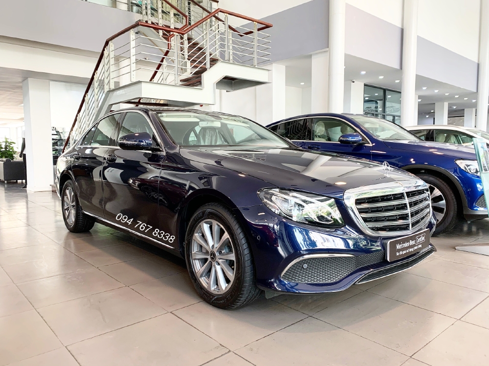 Bán Mercedes E200 sx 2019 màu Xanh giá tốt - Xe đã qua sử dụng chính hãng