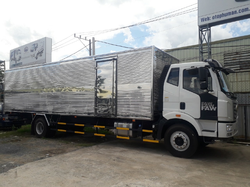 Xe tải 8 tấn thùng dài 6m2 ga cơ máy hyundai nhập khẩu
