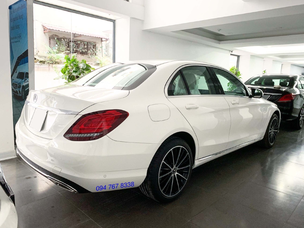 Bán Mercedes C200 Exclusive 2019 Cũ màu Trắng Biển đẹp Giá cực tốt