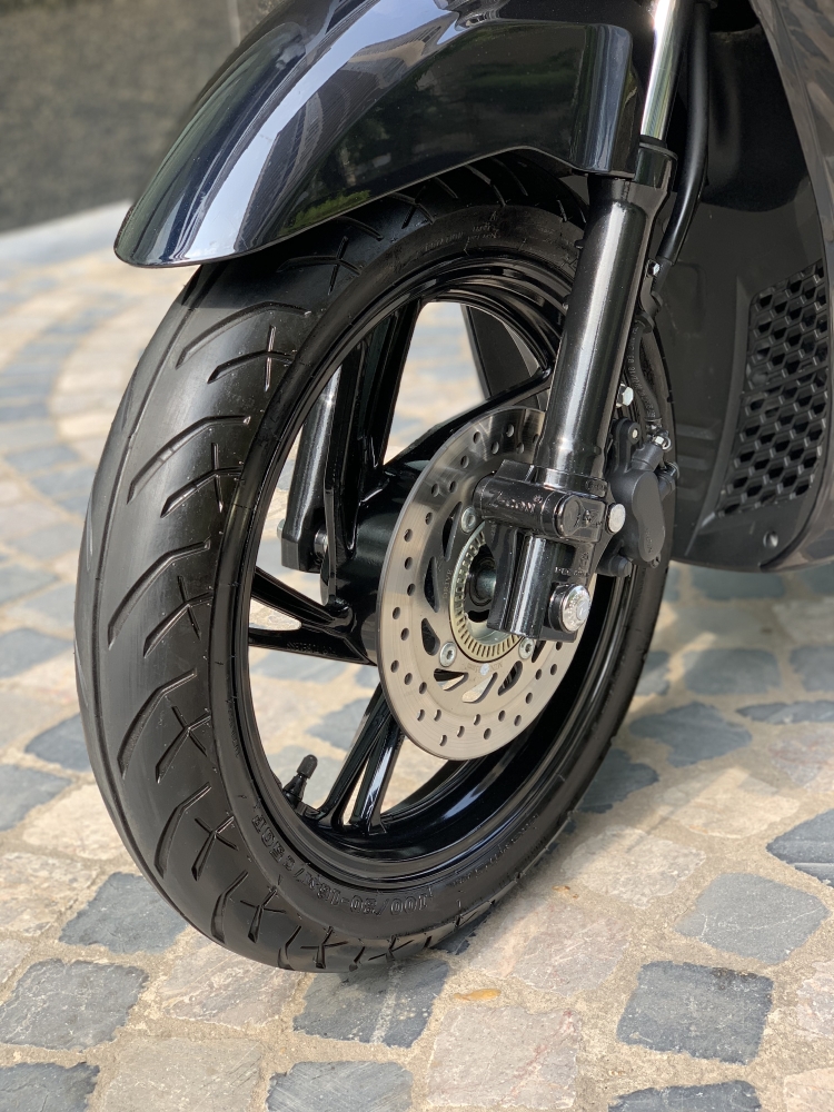 Cần bán SH Việt 150 ABS cuối 2018 màu Đen như mới