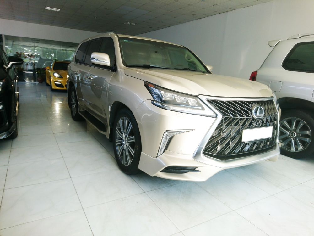 Lexus LX 570 2016 bản xuất mỹ