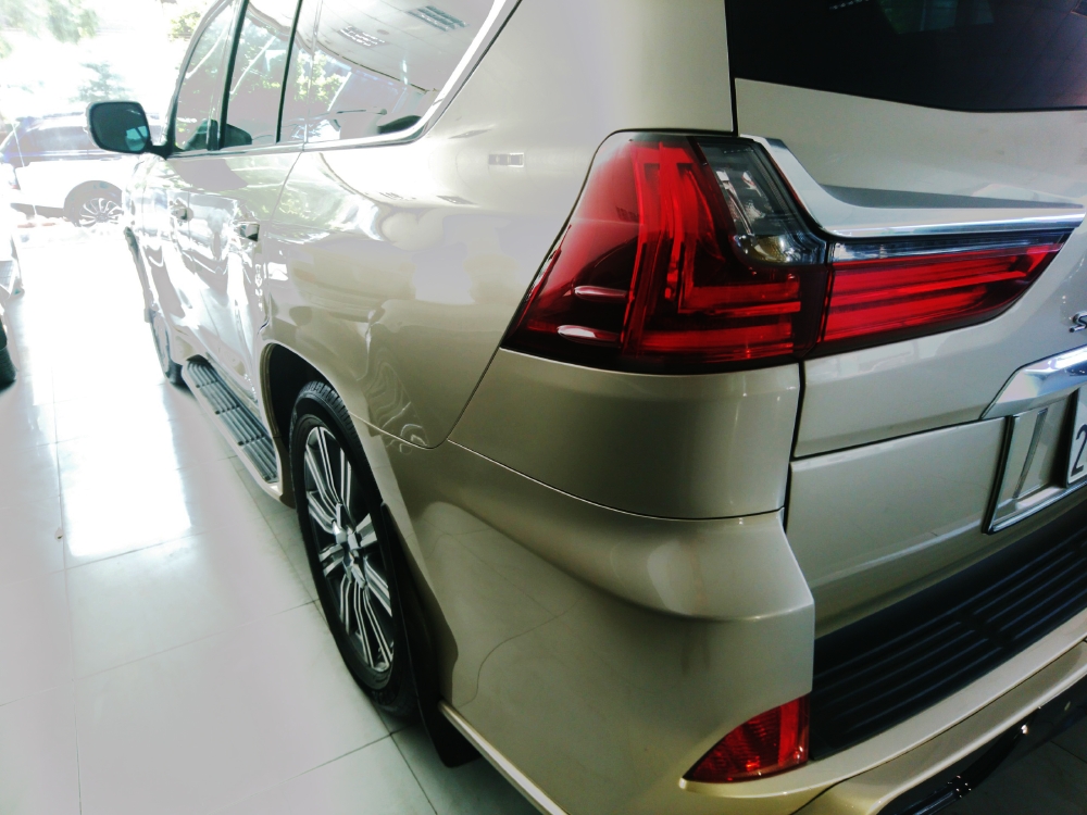 Lexus LX 570 2016 bản xuất mỹ