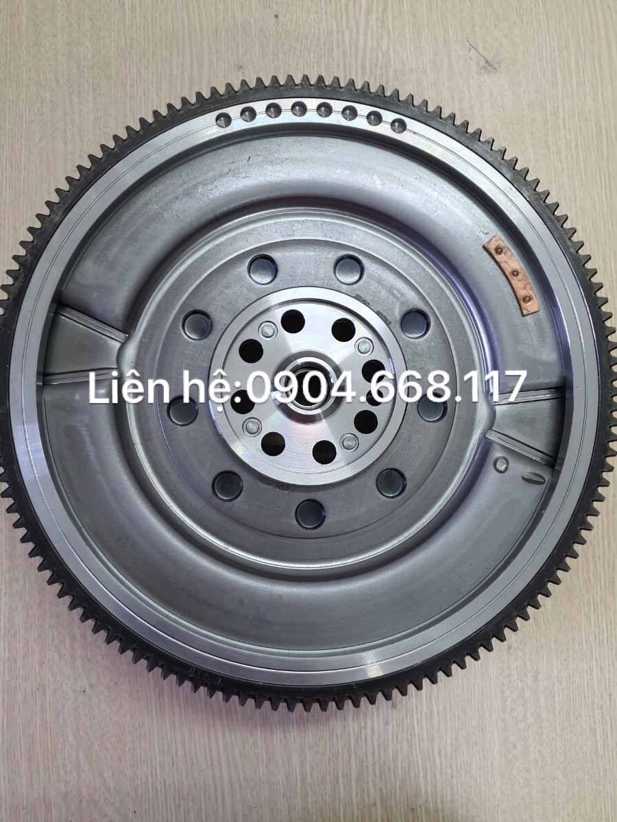 Bánh đà huyndai Solati (232004A200)